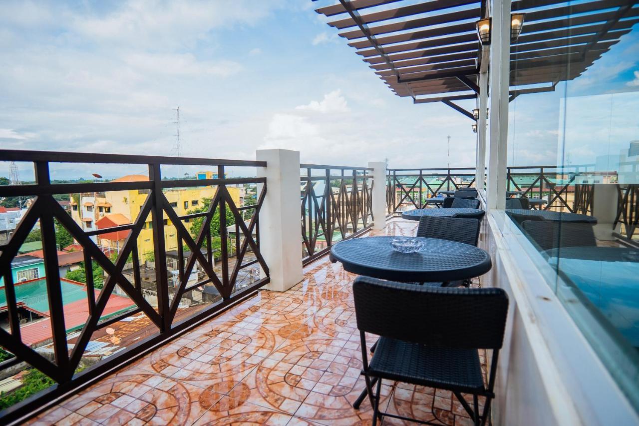 Reddoorz Plus @ Hotel Platinum Occidental Mindoro Σαν Χοσέ Εξωτερικό φωτογραφία