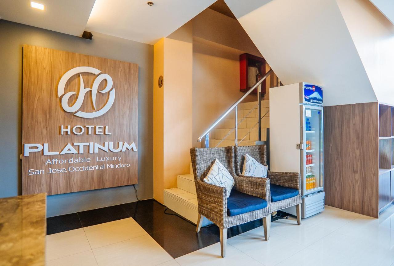 Reddoorz Plus @ Hotel Platinum Occidental Mindoro Σαν Χοσέ Εξωτερικό φωτογραφία