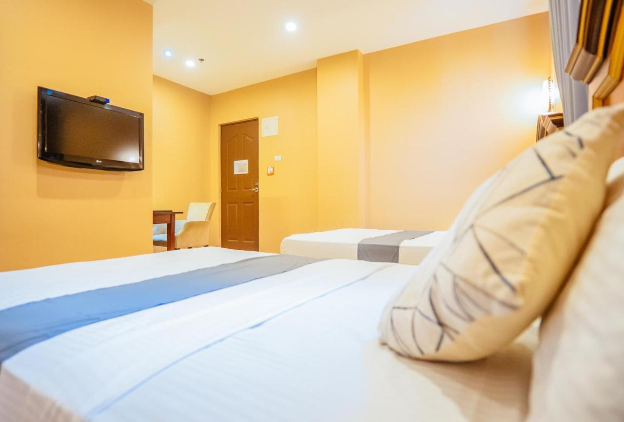 Reddoorz Plus @ Hotel Platinum Occidental Mindoro Σαν Χοσέ Εξωτερικό φωτογραφία