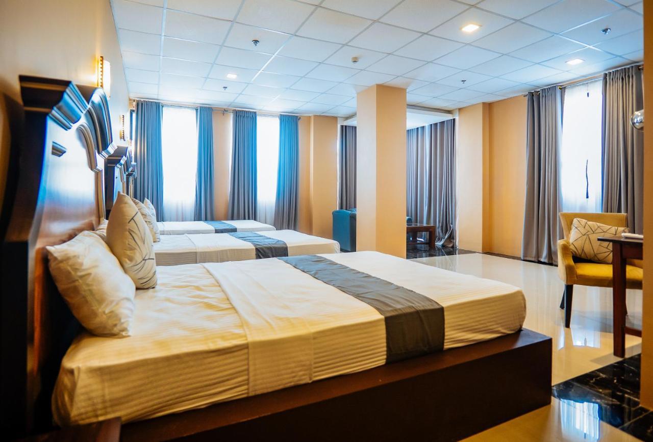 Reddoorz Plus @ Hotel Platinum Occidental Mindoro Σαν Χοσέ Εξωτερικό φωτογραφία